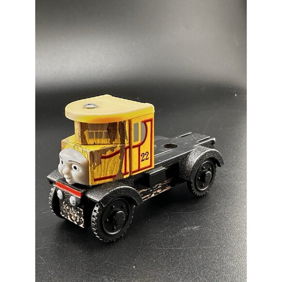 Thomas Train Engine Wooden Railway Isabella 2003 Learning Curve Vtg Truck - Picture 1 of 7